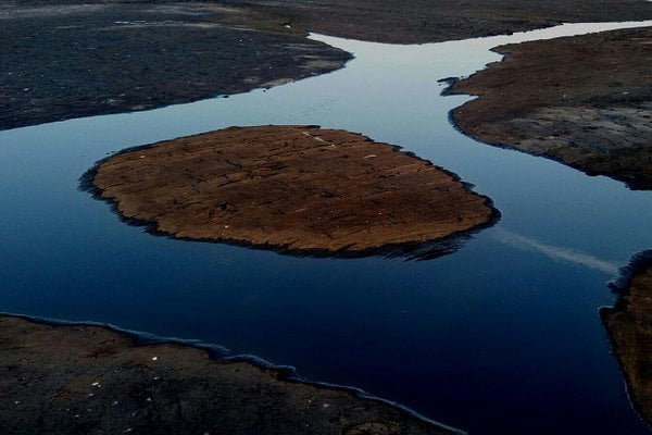 The World’s Largest Natural Asphalt Lake